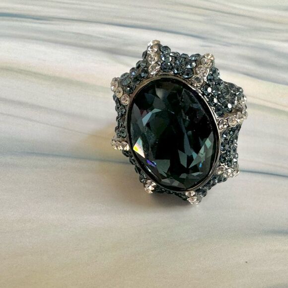 Akkad Bold Blue Crystal Statement Ring - Picture 3 of 11